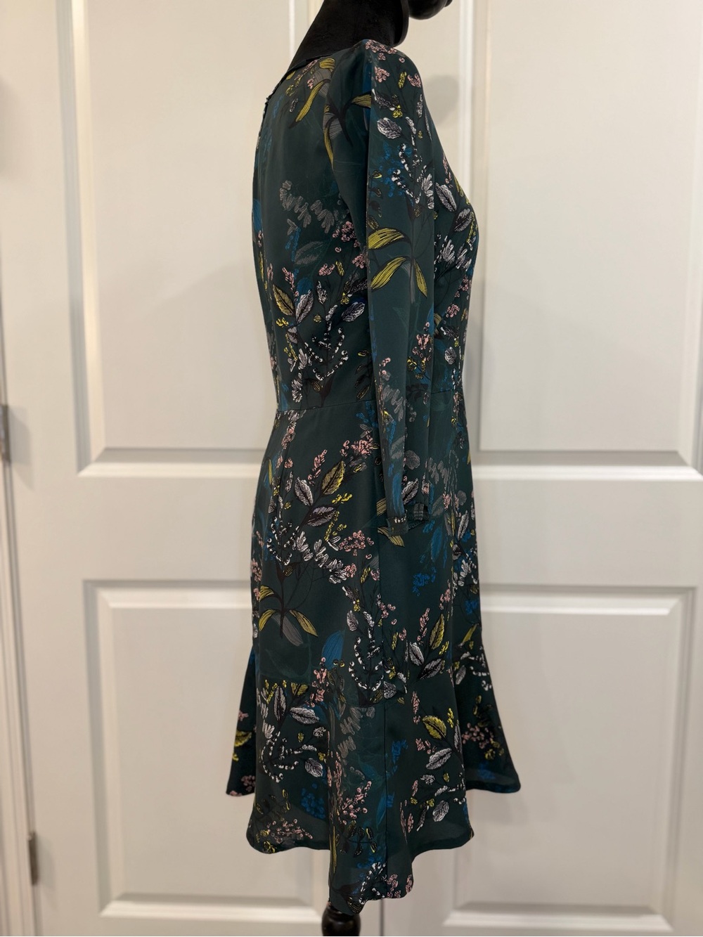 Banana Republic Teal Floral Ruffle-Hem Mini Dress Size 2 - Picture 8 of 13